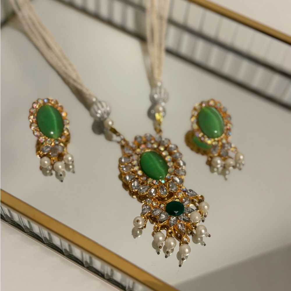 Green and Gold Necklace with earring